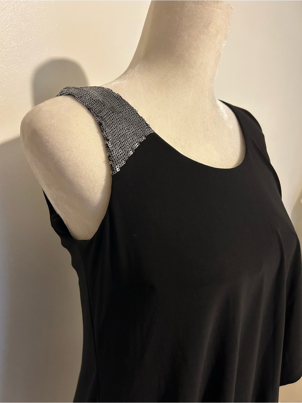 Black mini dress size 8P